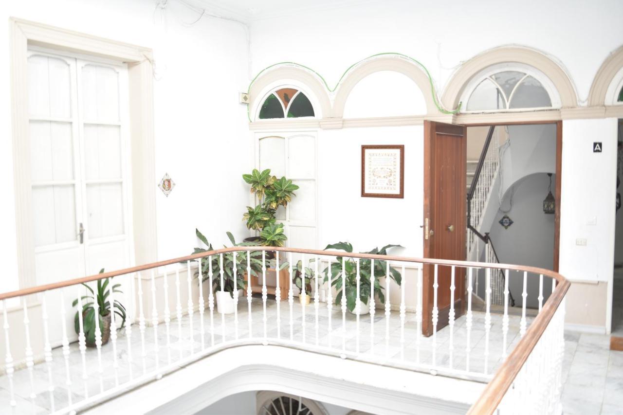 Apartamentos Veedor Cádiz Eksteriør bilde